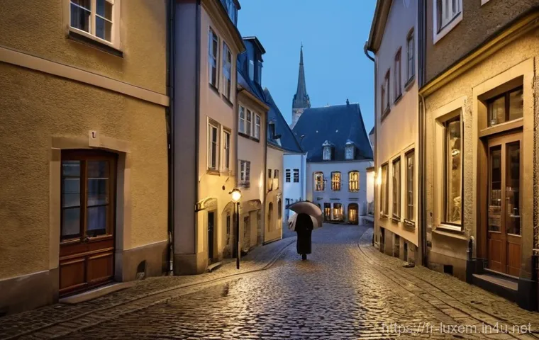 룩셈부르크 야경 명소 - **Prompt:** A majestic, wide-angle shot of the Adolphe Bridge in Luxembourg City at twilight. The br... 룩셈부르크 야경 명소 - **Prompt:** A majestic, wide-angle shot of the Adolphe Bridge in Luxembourg City at twilight. The br...